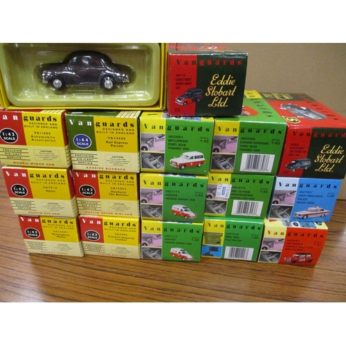 289 - Collection of generally excellent to mint in good to excellent boxes with Corgi Super Haulers (13), ... 