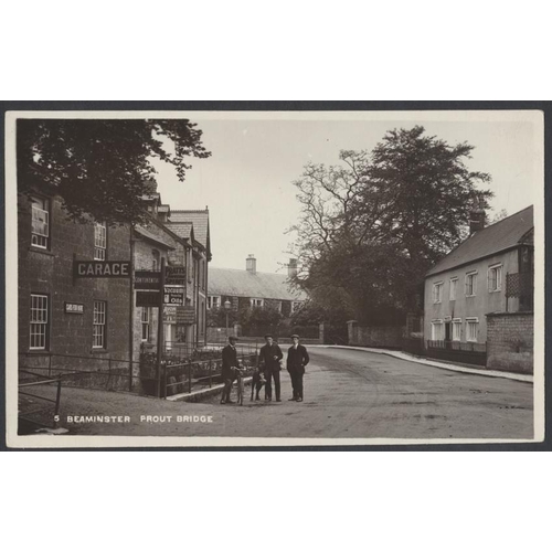 121 - Dorset. Villages coln. in modern album. Askers Roadhouse views of hotel. Beaminster incl. The Square... 