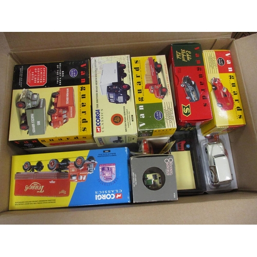 324 - Mixed collection with strength in Oxford Diecast Chipperfields (18), Corgi (32) including The Scamme... 