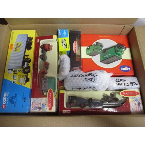 334 - Mixed collection with Corgi, EFE, Lledo, Vanguard, Oxford Diecast, Base Toys, Matchbox etc, a few ar... 