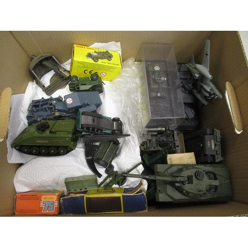 339 - Military collection including Corgi, Victoria, Atlas, Oxford Diecast, De Agostini, Dinky, Matchbox, ... 