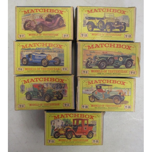 352 - Mixed collection including Corgi Simon Snorkel Fire Engine No 1127, MF Combine No 1111, Matchbox MOY... 