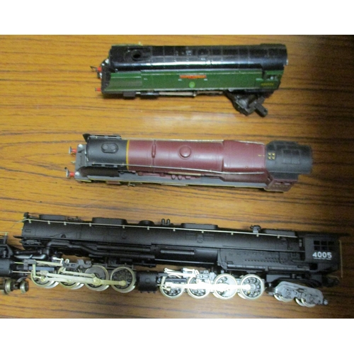 451 - Mixed OO gauge unboxed locomotives including Triang Lord of the Isles 3046 4-2-2, Princess Elizabeth... 