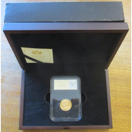 380 - IG lot - documents required. 1914 encapsulated sovereign fine, in CPM box with certificate. (Y)