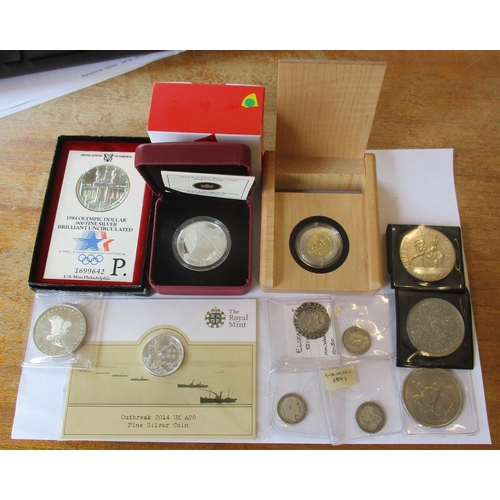 445 - Miscellaneous collection, with Turkey 1923 100 kurush uncirculated. Also includes silver range, with... 