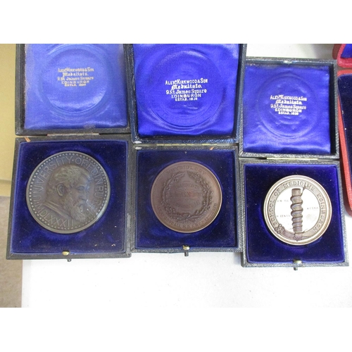 519 - Mainly Edinburgh University and Medical School range of AE boxed prize medals, many are named, earli... 