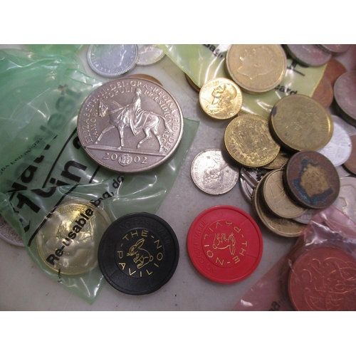 544 - World accumulation in bags and loose, strength in GB with £5, £2, 50p, some Victorian, other countri... 