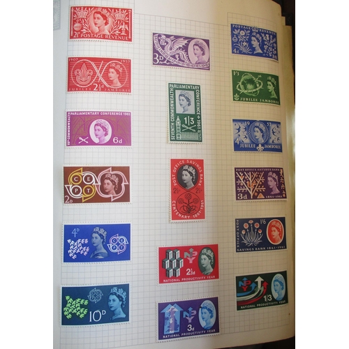 41 - Early to modern, M or U coln in various vols, pkts, envs, on stock cards and loose, with a seln of c... 