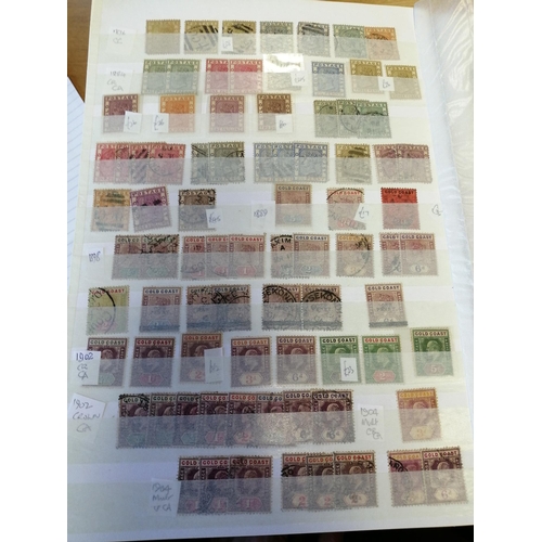 22 - Early to modern mixed condition unused and used BC coln in 4 binders with excellent country ranges t... 