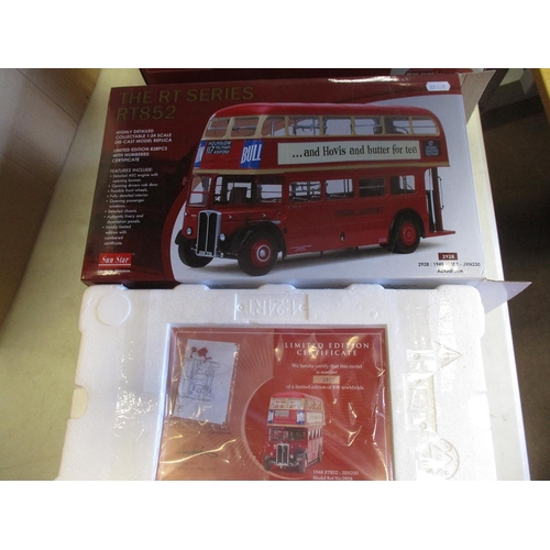 383 - Sun Star. 1/24 Scale Routemaster Buses with 1948 RT852 - JXN230 No 2928 Hovis and butter for tea dec... 