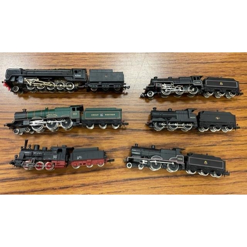 399 - N gauge. Unboxed collection of locomotives with steam Goodrich castle 5014 4-6–0, 92018 2-10-0, 4280... 