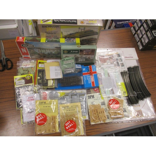 403 - Range of N gauge coaches, track and building kits, generally mint in excellent to near mint boxes, w... 