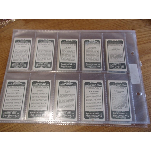 15 - Collection of mainly complete sets in 4 binders in a generally mixed condition with sets incl Ardath... 