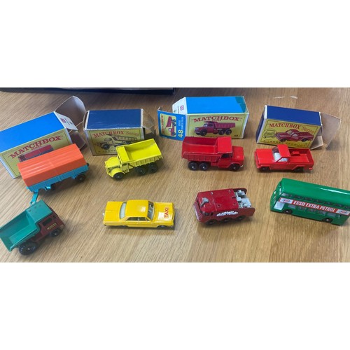 376A - Matchbox. Collection with Mercedes trailer No 2, taxicab No 20, quarry truck No 6, GMC tipper truck ... 