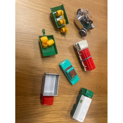 376A - Matchbox. Collection with Mercedes trailer No 2, taxicab No 20, quarry truck No 6, GMC tipper truck ... 