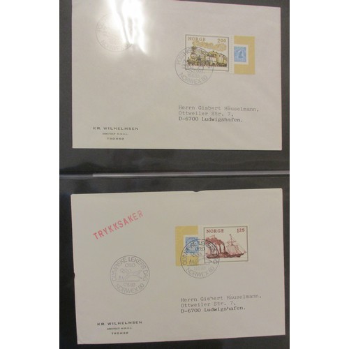 312 - Norway. 1959-2000 coln of covers in two large binders, almost exclusively with typed addresses, majo... 