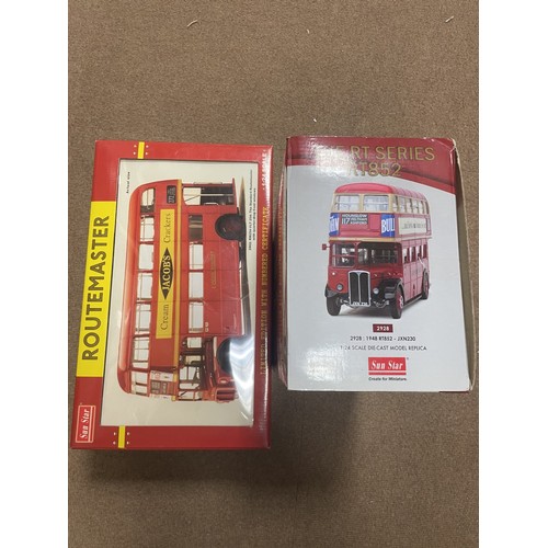 383 - Sun Star. 1/24 Scale Routemaster Buses with 1948 RT852 - JXN230 No 2928 Hovis and butter for tea dec... 