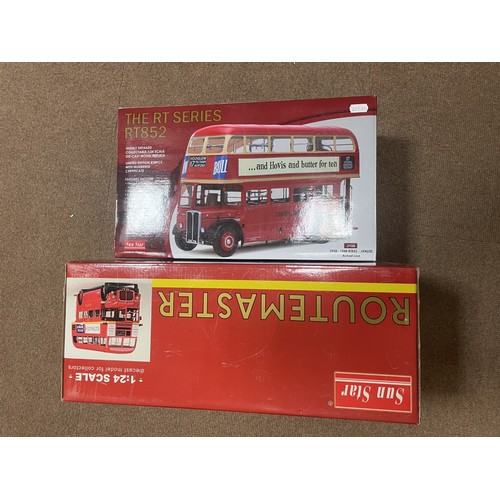 383 - Sun Star. 1/24 Scale Routemaster Buses with 1948 RT852 - JXN230 No 2928 Hovis and butter for tea dec... 