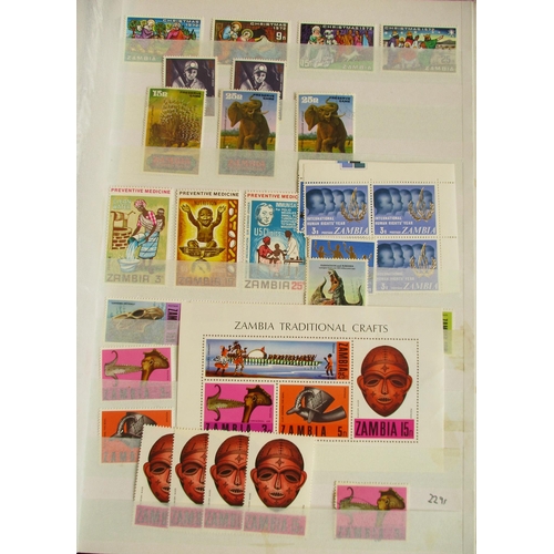 14 - World modern M/U coln in one album, with Zimbabwe, Zambia and Zaire etc incl M/S. STC £511. (V)