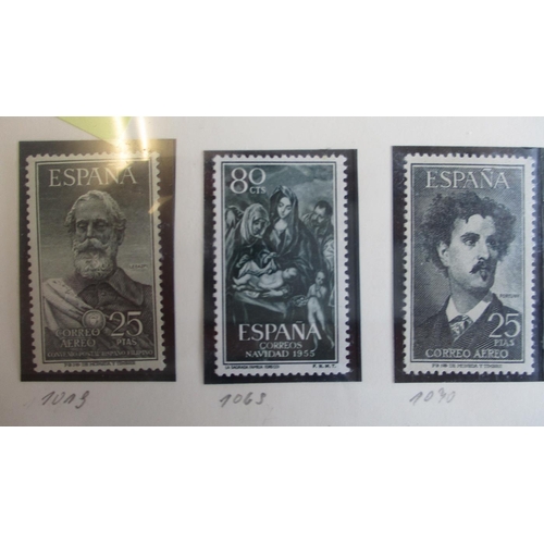 323 - Spain. Mid to Modern coln in one album, 1946 to 1997. 1953 25p M, 1961 set to 10p M/S, Note San Mari... 