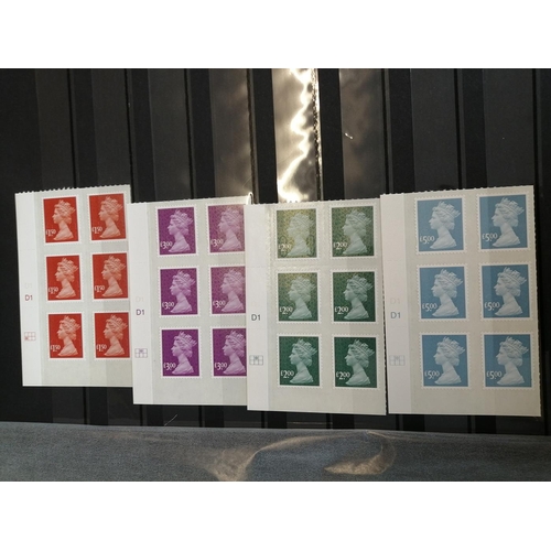 406 - UM definitives coln with Machins and Regional defins in dupl singles, blocks of 6, bklts etc. In 11 ... 