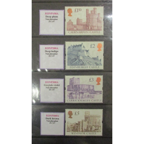 411 - Semi-specialised Machin coln in 4 albums with single stamps, bklts and bklt panes incl miscuts, misp... 