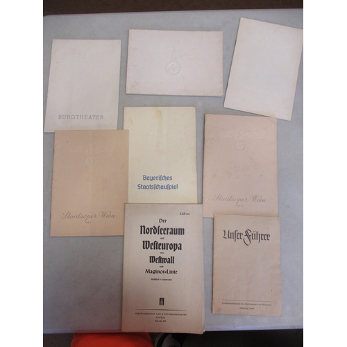 132 - Militaria Third Reich range Reischkarte 1/100,000 maps (6), set square, range of letters and photos ... 