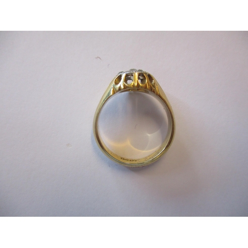 239 - 18ct gold ladies ring with stones inset (1 missing), total weight approx. 9.5g. (Y)