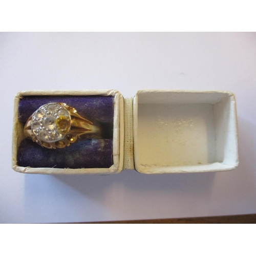 239 - 18ct gold ladies ring with stones inset (1 missing), total weight approx. 9.5g. (Y)