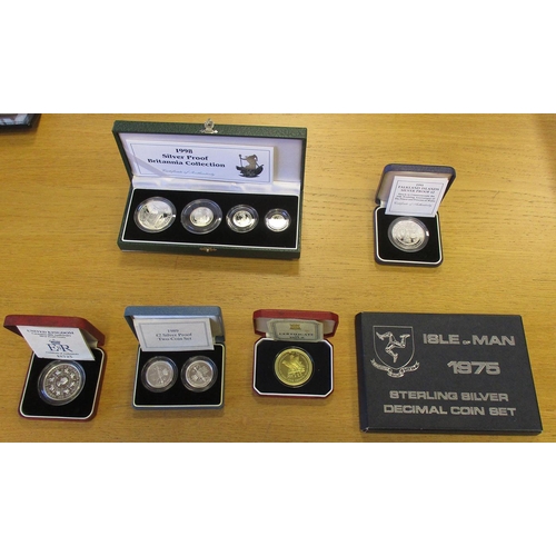 460 - Collection with silver boxed proofs FDC Falkland Is £2 1991, GB 1998 Britannia set of 4, £5 1993, £2... 