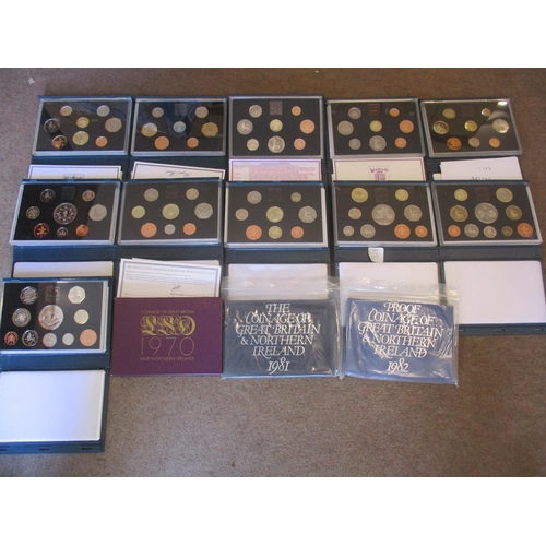 470 - Range of cased proof sets FDC, with 1970, 1981, 1982, 1983, 1984, 1985, 1986, 1990, 1993, 1994, 1995... 