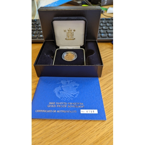 354 - Investment Gold Lot - Documents Required. 2005 Sovereign boxed proof FDC. (Y)