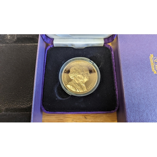 364 - Investment Gold lot – documents required. 2007 £5 Diamond Wedding gold boxed proof FDC. (Y)