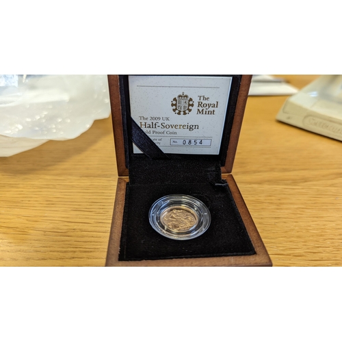 376 - Investment Gold lot – documents required. 2009 Half-sovereign boxed proof FDC in Royal Mint box. (Y)