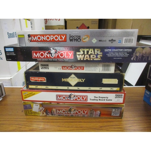 389 - Range of Monopoly Collector's Edition sets, generally in very good to near mint boxes, with Star War... 