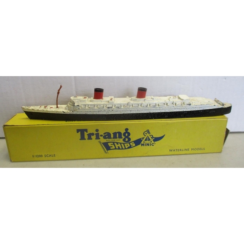 409 - Triang Minic. Waterline Models 1/1200 ship and harbour collection including boxed RMS Queen Elizabet... 