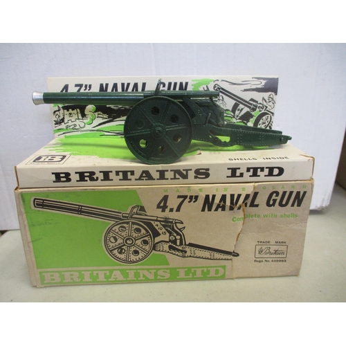 419 - Britains. Artillery collection with boxed 18