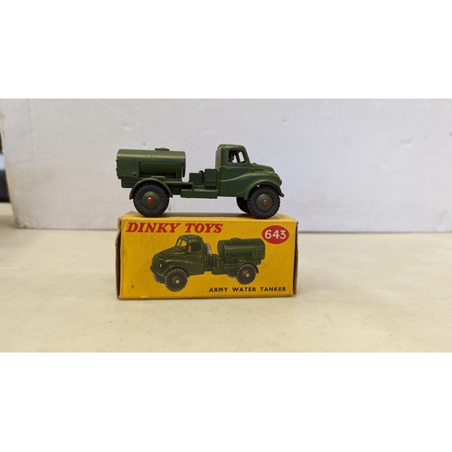 450 - Collection of earlier die cast model vehicles, generally excellent to near mint in good to excellent... 