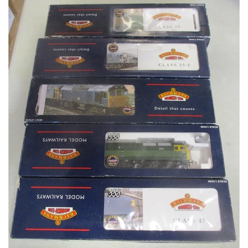 603 - Bachmann. Diesel locomotive range with BR blue E3095 Class 85 No 31679, GBRF blue & green 66711 Clas... 