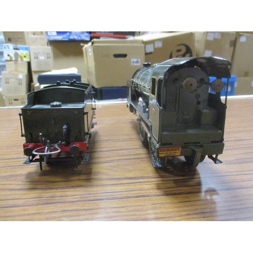 551 - Hornby. O gauge clockwork locomotive with tender Eton 900 4-4-0, largely repainted to an excellent s... 