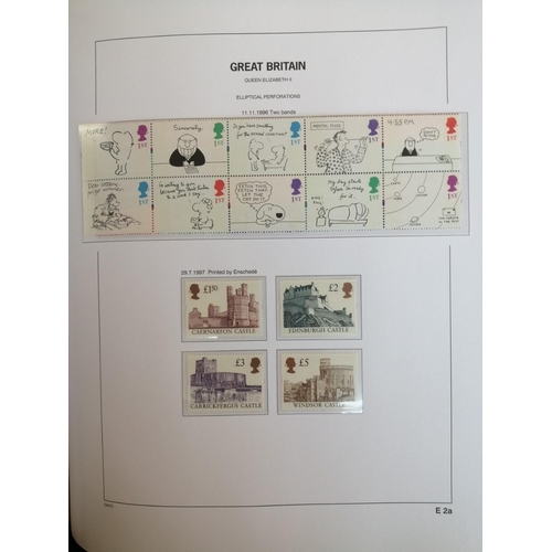 398 - 1971-2018 UM coln commems, defins & M/S in 6 SG Davo boxed hingeless albums. Face value £2107 (1½B)