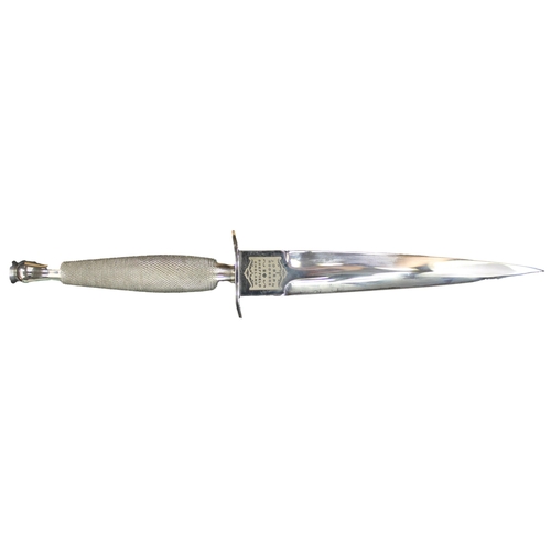 108 - 2019 Sheffield Collectable Knives reproduction Fairbairn-Sykes 1st Type fighting knife No 33651. The... 