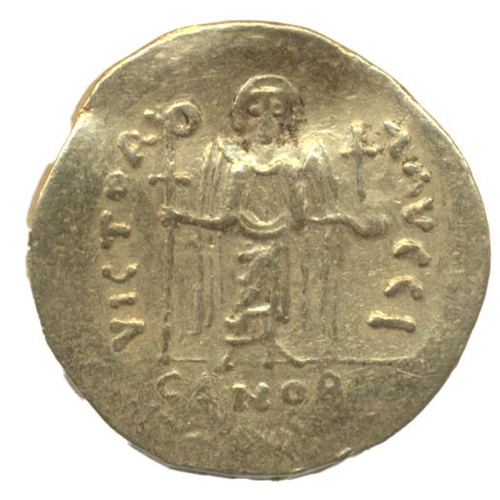 189 - Byzantine. Maurice Tiberius (582-602) mint of Constantinople solidus, reverse VICTORIA AVGGI, very f... 