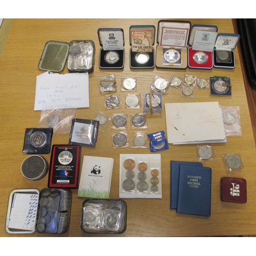 493 - Collection including silver boxed proofs FDC Bahamas $10 1978, Falkland Is 50p 1983, Guernsey £1 199... 