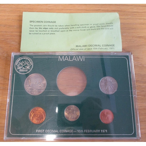 508 - Mixed accumulation including Malawi 1971 uncirculated cased part sets (5 of 6 coins) (32), all world... 