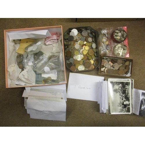 518 - Loose accumulation of circulated coins in mixed condition, includes GB silver threepence, world coin... 