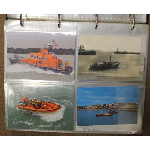 366 - Lifeboats. Comprehensive coln. in 9 modern albums of vintage and modern cards. Lifeboat launchings, ... 