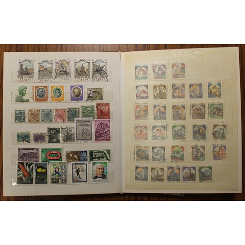 76 - World early to modern M/U coln in 28 albums, stock books, packets and loose, GB with early issues, C... 