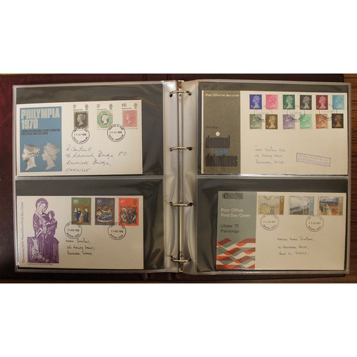 460A - 1989-2010 coln in 8 albums, also incl some early GB on postcards and letters etc. (1½B)