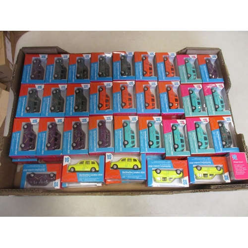 475 - Collection with Burago 1/43 (9), racing cars in plastic display cases with cardboard backing (50) ap... 